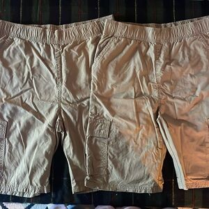 Children’s Place 2 pair size 18 husky cargo shorts